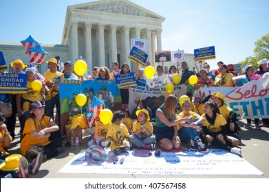 WASHINGTON APRIL 18:  Supporters Of President Obama's DAPA And DACA Policies On Immigration And Deportation Gathered At The Supreme Court During Oral Argument In Washington, DC On April 18, 2016.