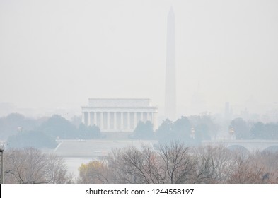 Washington DC In Fog - Lincoln Memorial, Washington Monument And Memorial Bridge In Autumn