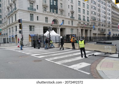 Washington, DC – January 15, 2021: A Crew Is Busy Erecting A Security Fence At The Willard Hotel Ahead Of The Biden Inauguration In The Aftermath Of The January 6th Insurrection At The Capitol.