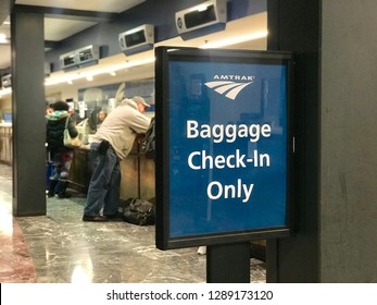 amtrak checked baggage weight limit