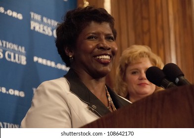 WASHINGTON, DC - JULY 24:  PBS Journalist And Newscaster Gwen Ifill Speaks To A Luncheon At The National Press Club, July 24, 2012 In Washington, DC