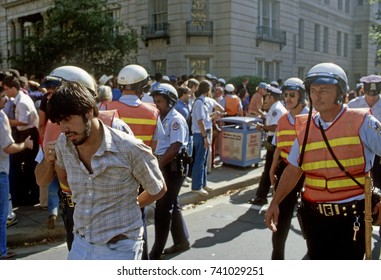 Washington, DC. USA, 6th April, 1980
D.C. And US Park Police Clash With Supporters Of The Ayatollah Khomeini And The Iranian Islamic Revolution.
