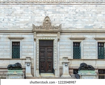 WASHINGTON DC, USA - AUGUST 31,2018: Facade of the Corcoran Gallery of Art with the Canova Lions in front. They are copies of lions sculpted by Antonio Canova in 1792 for the tomb of Pope Clement XII