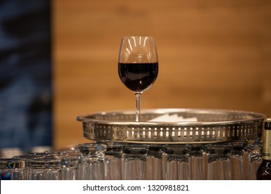 Washington, DC / USA - February 15, 2019: Alcoholic And Non-alcoholic Beverages, Including Red Wine, Are Served At A Free Corporate Networking Event Meant To Connect Business Leaders With Each Other.