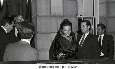 Washington DC, USA, February 18, 1984
Barbara Grant (Center) Leaving The Princess Grace Foundation Gala Hosted By President Reagan
