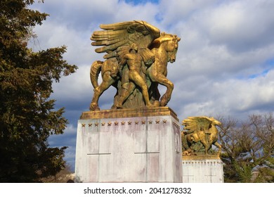 Washington DC, USA - January 17 2021: The Arts Of Peace, By James Earle Fraser. Statue At Arlington Memorial Bridge, DC.