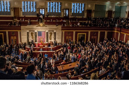 Washington, DC., USA, January 3, 2017
Members Of The 115th Congress And Their Familes Mingle On The House Floor While  Attending The Joint Session On The Opening Day Of The Current Session. 