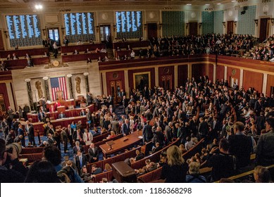 Washington, DC., USA, January 3, 2017
Members Of The 115th Congress And Their Familes Mingle On The House Floor While  Attending The Joint Session On The Opening Day Of The Current Session. 