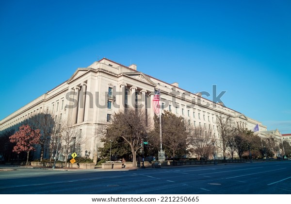 Washington, DC\
- USA - January 31 2022: The United States Department of Justice\
Robert F. Kennedy Building on a winter day from the intersection of\
Constitution Avenue NW and 10th Street\
NW.