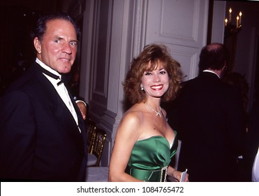 Washington DC., USA, July, 2, 1991
Frank And Kathy Lee Gifford Arrival At The White House For The State Dinner In Honor Of The South Korean President Roh Tae Woo.
