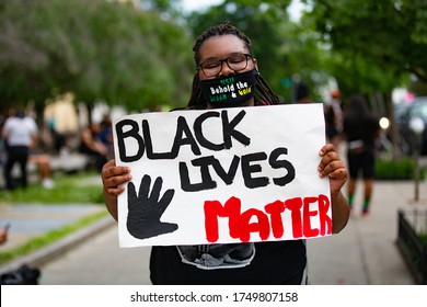 Washington D.C. / U.S.A. - Jun 4th 2020: Black Lives Matter Protests, Washington D.C., By The MLK Memorial