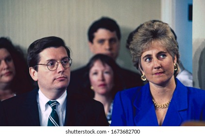 Washington DC, USA, June 7, 1993
New White House Communications Director Mark Gearan (L) Standing Next To Press Secretary Dee Dee Myers (R) In The White House Briefing Room. 