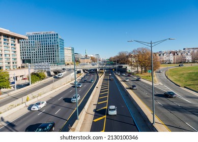 Washington DC, USA, October 13, 2020. Heavy Traffic On The Highway Of The Capital Of America On A Sunny Day.