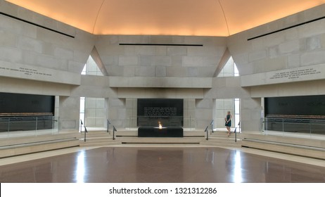 WASHINGTON, DC, USA - SEPTEMBER 10, 2015: The Hall Of Remembrance At The Us Holocaust Memorial Museum In Washington