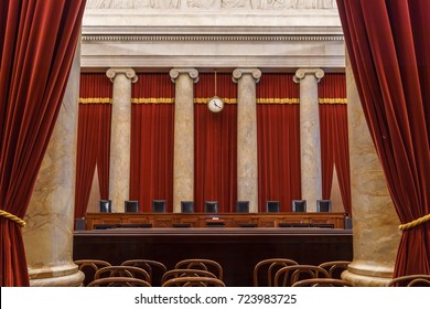 WASHINGTON, DC, USA - September 30, 2018: The U.S. Supreme Court Is Back To A Full 9-Justice Bench This Term After The Confirmation Of Justice Kavanaugh. 