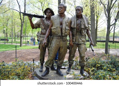 Washington DC Vietnam Veteran's Memorial - The Three Soldiers