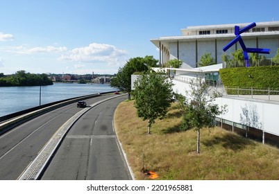 Washington, District Of Columbia, USA - August 16, 2022: View Of The Rock Creek And Potomac Parkway And The John F. Kennedy Center For The Performing Arts