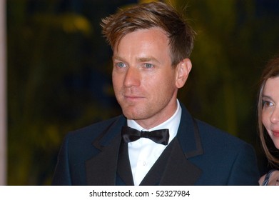 WASHINGTON - MAY 1: Ewan McGregor Arrives At The White House Correspondents Association Dinner May 1, 2010 In Washington, D.C.