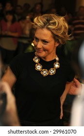 WASHINGTON - MAY 9: Ali Wentworth Arrives At The White House Correspondents Dinner On May 9, 2009 In Washington, DC.