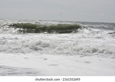 Washington Pacific Northwest Ocean Wave Coming In