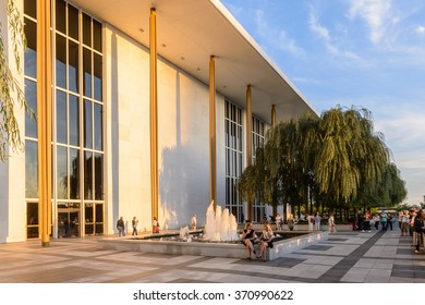 WASHINGTON, USA - SEP 24, 2015: Exterior Of John F. Kennedy Center For The Performing Arts. The Center Produces And Presents Theater, Dance, Ballet, Orchestral, Chamber, Jazz, Popular, And Folk Music