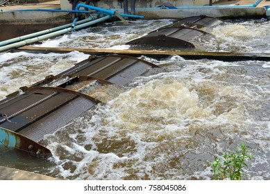 Fort Worth Water Gardens Stock Photo (Edit Now) 1047510415