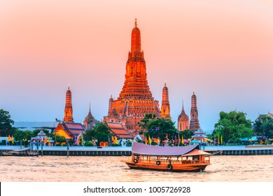 Wat Arun, The Temple of Dawn,  Bangkok, Thailandia. - Shutterstock ID 1005726928