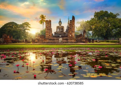 Wat Mahathat Temple In The Precinct Of Sukhothai Historical Park, A UNESCO World Heritage Site In Thailand