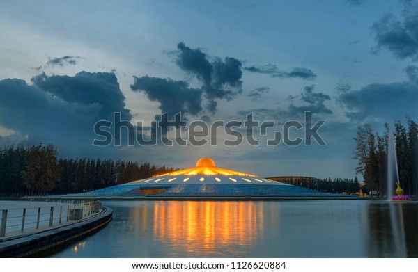 Wat Phra Dhammakaya Temple Pathum Thani Stock Photo Edit Now