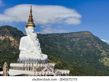 Wat Phra That Pha Son Kaew, Phitsanulok, Thailand