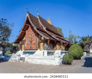 Wat Xieng Thong Main Temple Golden Tree Mosaic : Luang Prabang, Laos