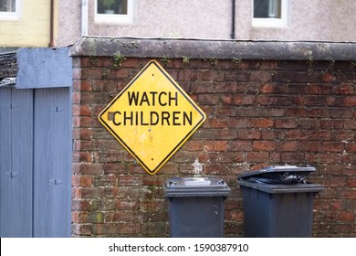 Watch Children Safety Sign At Council Housing Estate London