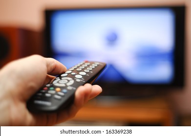 Fernsehen und Fernbedienung