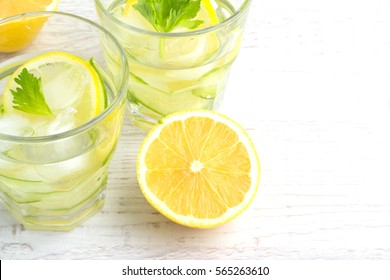 water with cucumber, lemon and ice