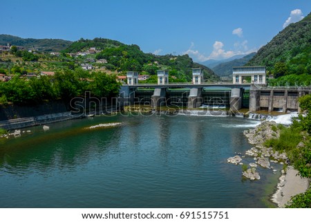 water dam in italy lucca