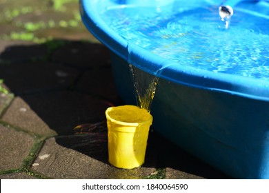 229,375 Water filling Images, Stock Photos & Vectors | Shutterstock