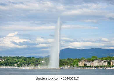 Water fountain Jet D'eau on Lake Geneva, Switzerland