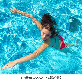 4,118 People swimming nude Stock Photos, Images & Photography