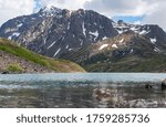 Water level view of Eagle Lake
