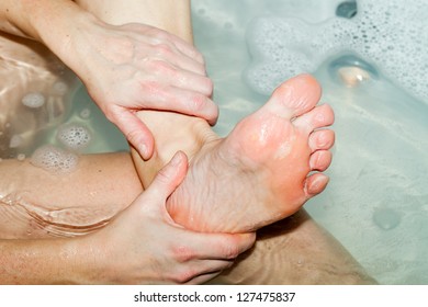 The Water Massage Of Tired Feet