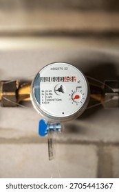 Water meter record total water usage over time, numeric readout for leak detection and conservation. Utility monitoring tool, residential flow tracker, commercial water audit aid, consumption feedback