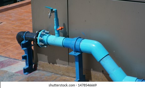 Water pipes and water valve