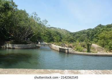 Water reservoir between the mountain valley