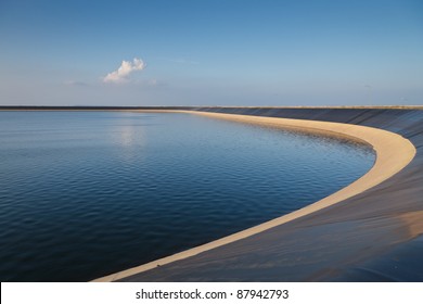 Water Reservoir With Plastic Liner