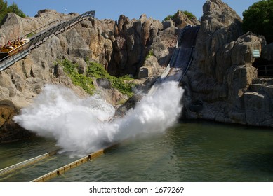 Water Smash Ride In Amusement Park.