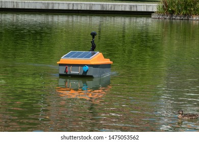 Water Sweeper On A Pond Or Wireless Robot For  Automatic Pool Cleaner 