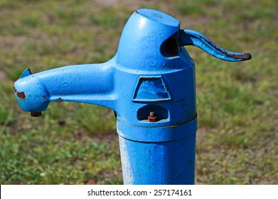 14,316 Water well pump Images, Stock Photos & Vectors | Shutterstock