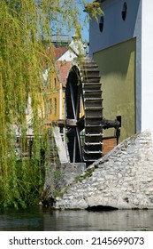 water wheel of large mill