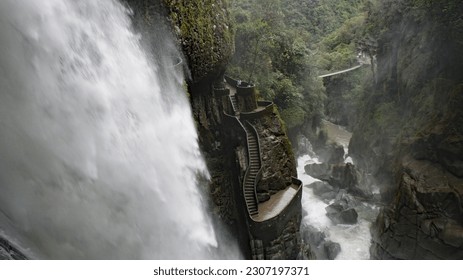 Waterfall El Pailón del Diablo (Cascada del Río Verde) on the Pastaza River located in the Ecuadorian Andes near the city of Baños de Agua Santa. 