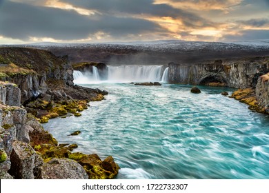 Goðafoss Waterfall (waterfall of the Gods) is one of the most beautiful in Iceland. Located just off the Ring Road, no one should pass this beauty without a visit. 